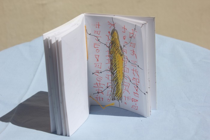 femme racine 9 5x6 cm 2022 femme racine 9 5x6 cm 2022