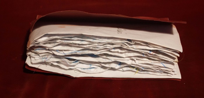 livre feuilles broderie pastel gras et colle sur papier japonais